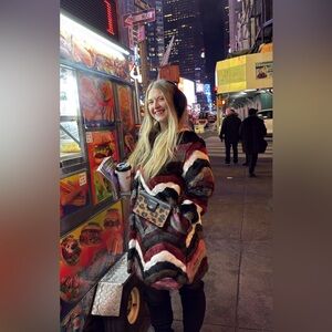 Meet your Posher, Christina